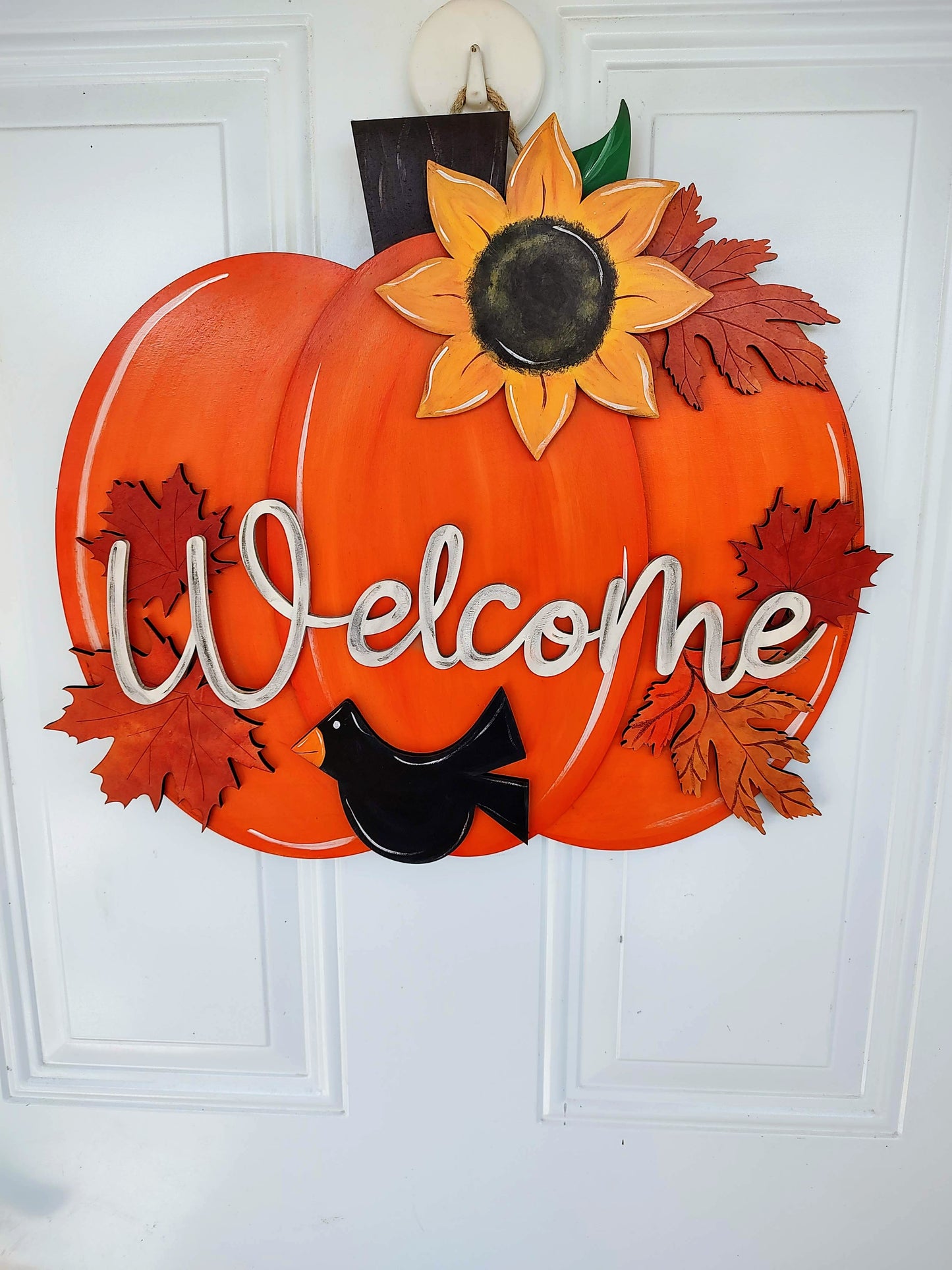 Welcome Fall Pumpkin with Leaves and Bird Door Hanger