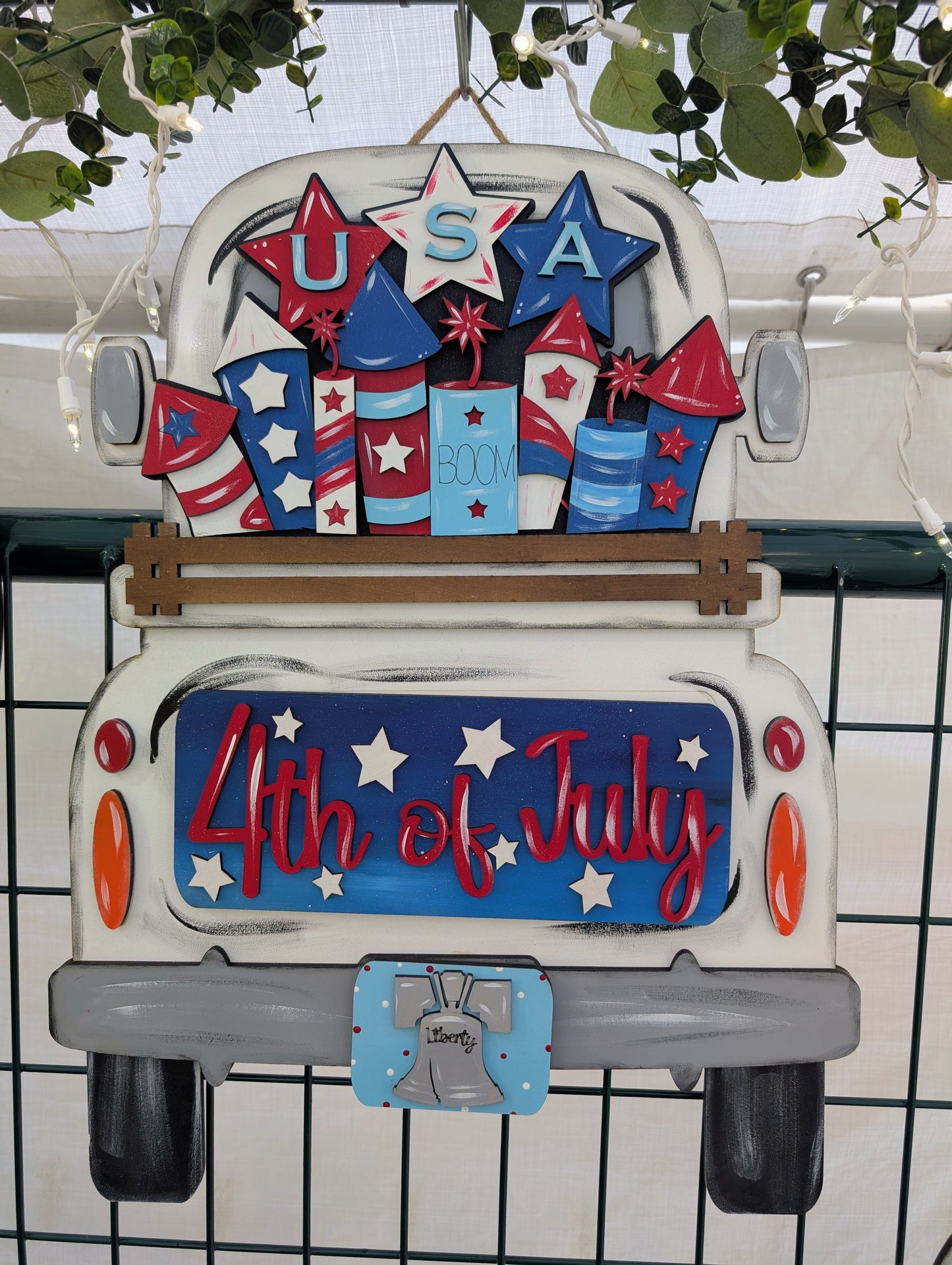 SMALL Patriotic Fireworks Truck Insert (Limited Edition)– Fits SMALL Famous Truck, Gnome, and House | Patriotic Decor